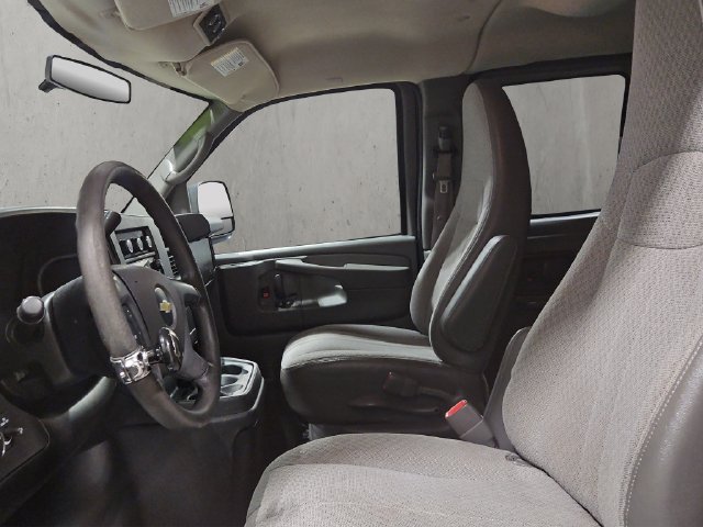 Used 2011 Chevrolet Express 1500 LT w/ LT Preferred Equipment Group AWD/4WD image 12