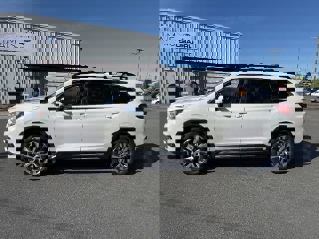 Certified 2022 Subaru Ascent Limited w/ Technology Package image 4