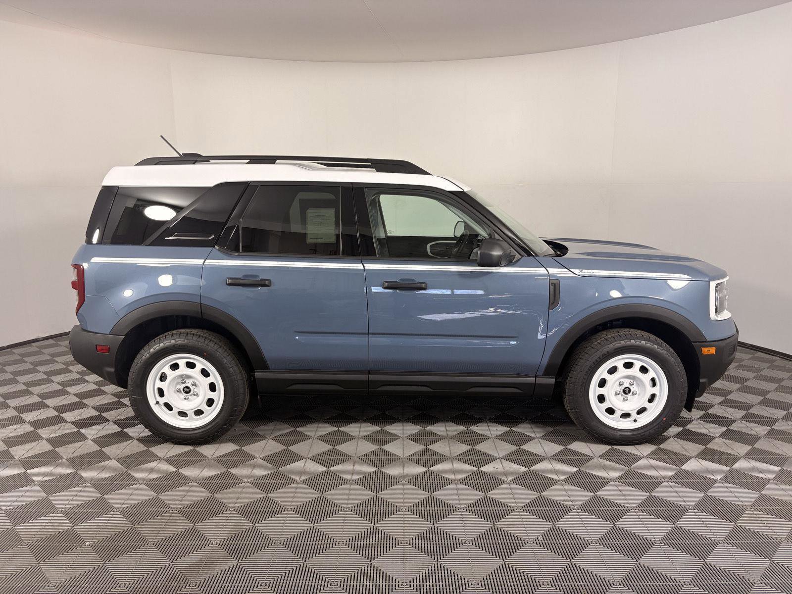 New 2025 Ford Bronco Sport Heritage w/ Convenience Package AWD/4WD image 10