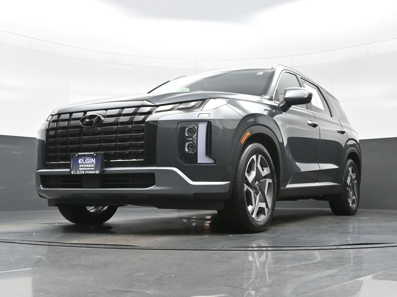Certified 2023 Hyundai Palisade SEL w/ Winter Package AWD/4WD image 28