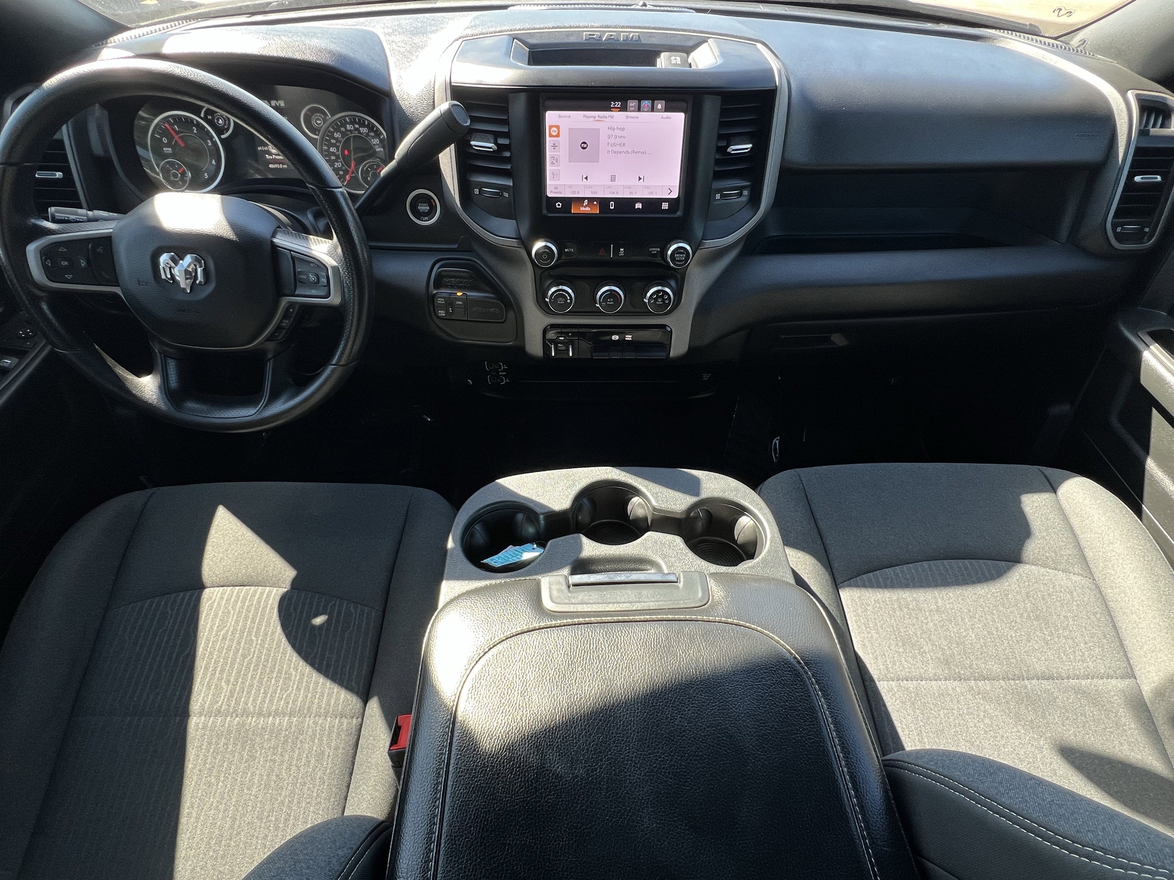 Used 2024 RAM 3500 Tradesman w/ Chrome Appearance Group image 9