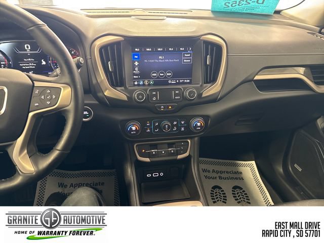 Used 2024 GMC Terrain Denali w/ Denali Premium Package AWD/4WD image 18