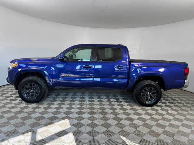 Used 2023 Toyota Tacoma SR5 AWD/4WD image 4