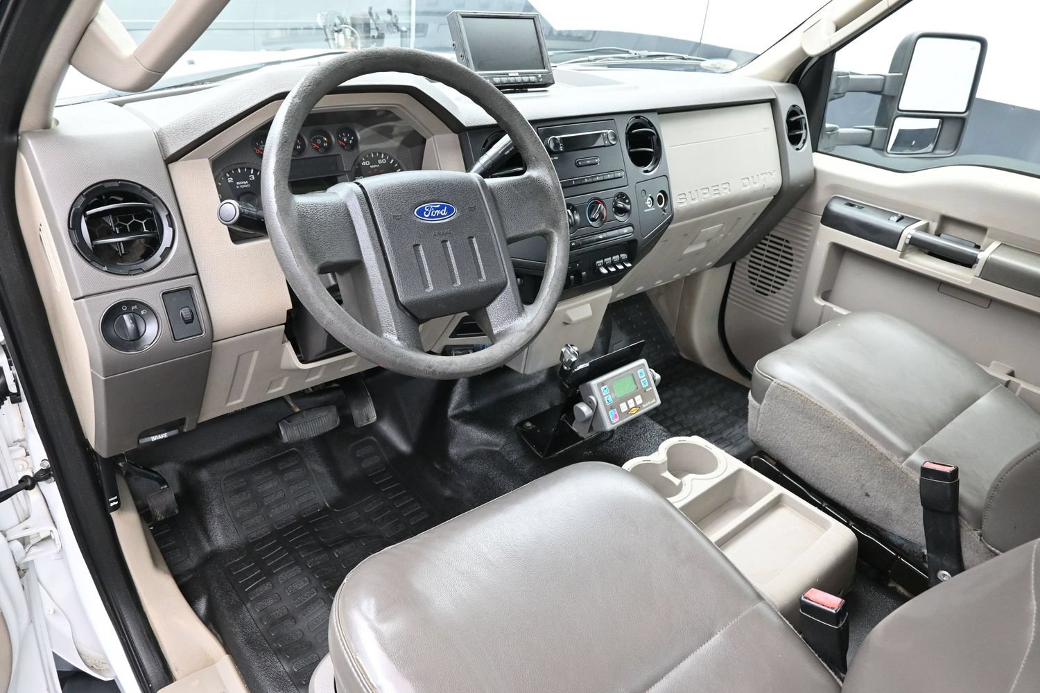Used 2009 Ford F550 Luxury RWD image 16
