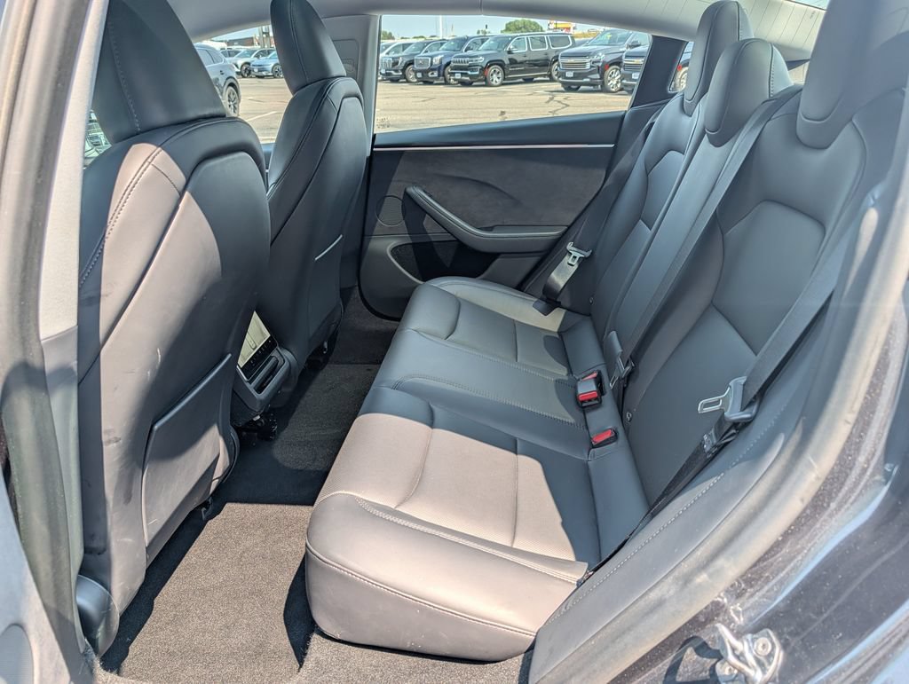 Used 2025 Tesla Model 3 Long Range AWD/4WD image 15