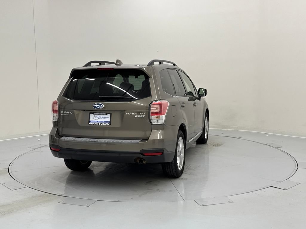 Used 2017 Subaru Forester 2.5i Touring image 5