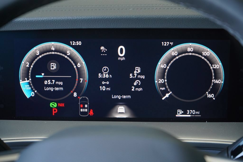 New 2026 Volkswagen Tiguan SE R-Line FWD image 20