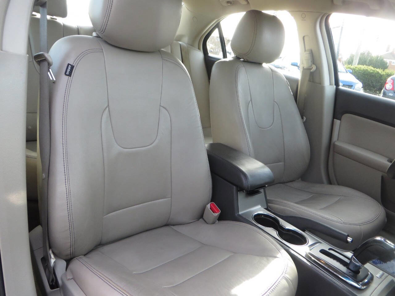 Used 2012 Ford Fusion SEL FWD image 39