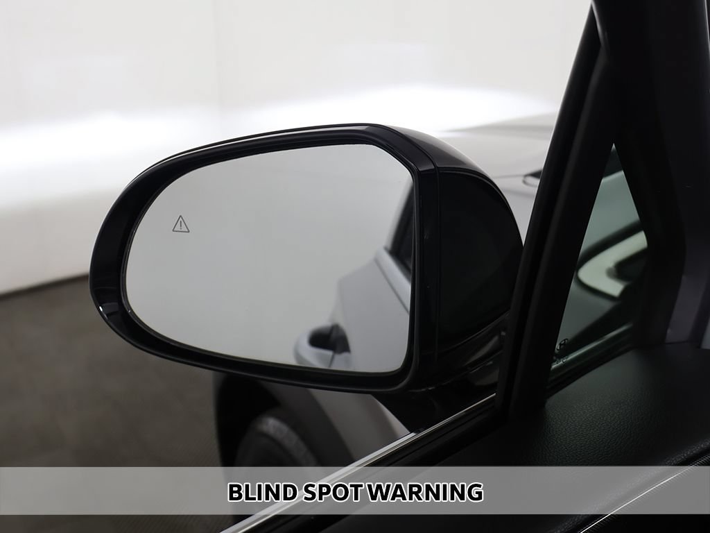Used 2022 Hyundai Santa Fe XRT FWD image 5