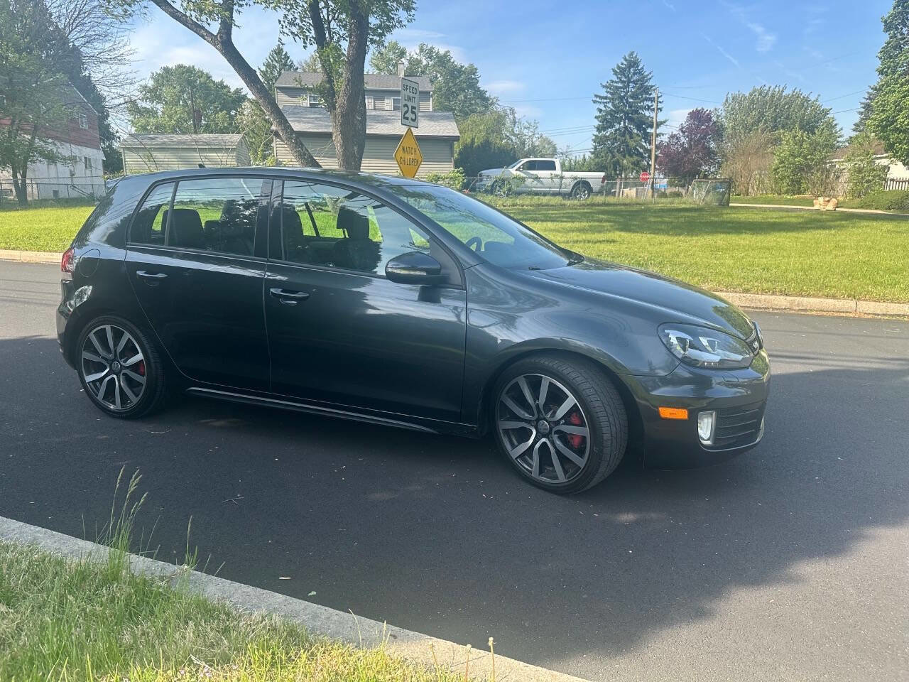 Used 2012 Volkswagen GTI Autobahn FWD image 5