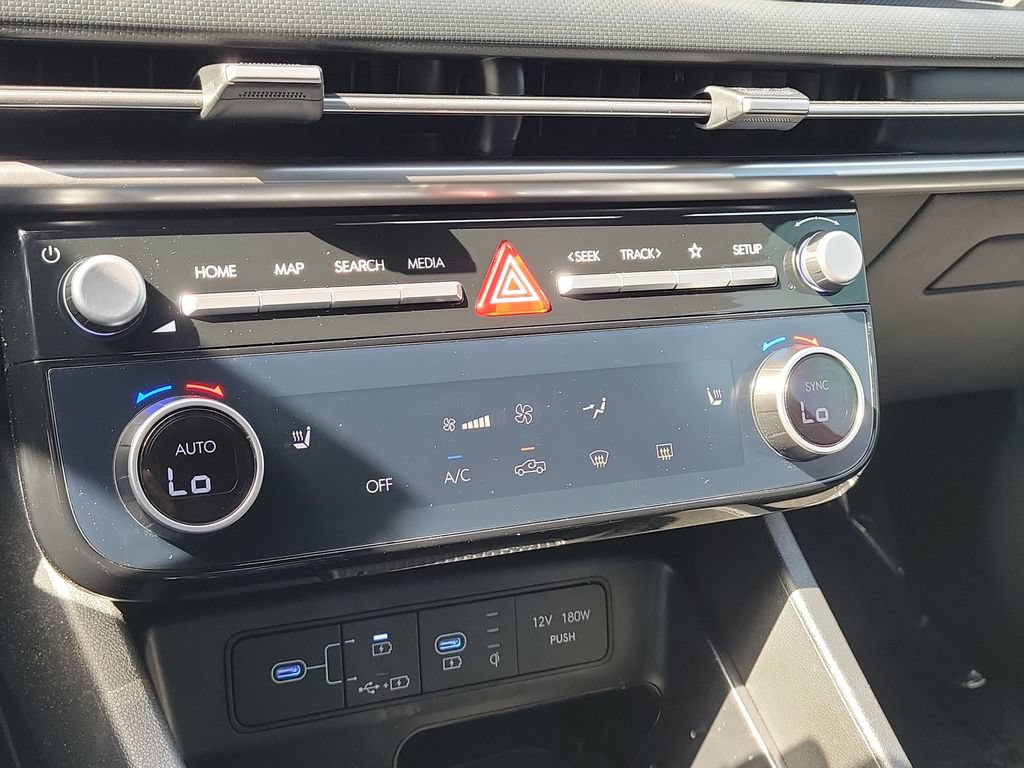 Used 2025 Hyundai Santa Cruz XRT AWD/4WD image 18