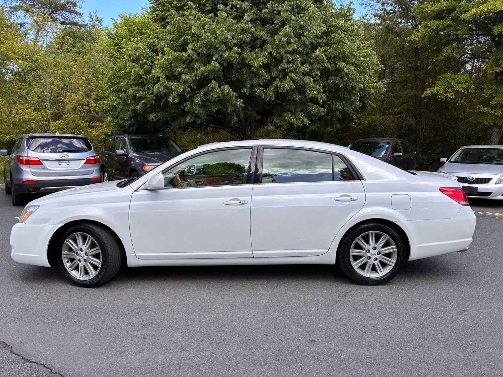 Used 2005 Toyota Avalon XL FWD image 4