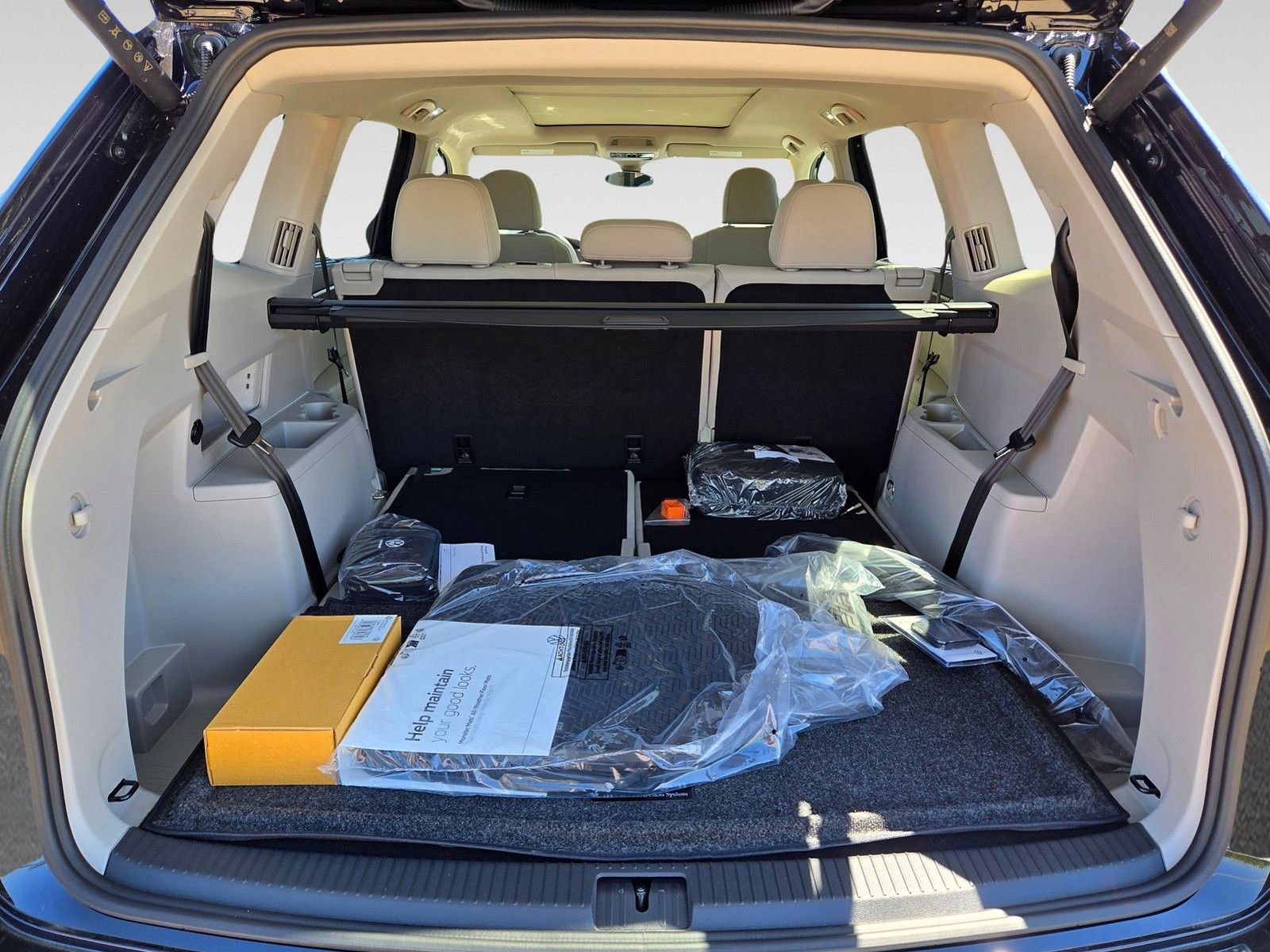 New 2026 Volkswagen Atlas SEL image 6