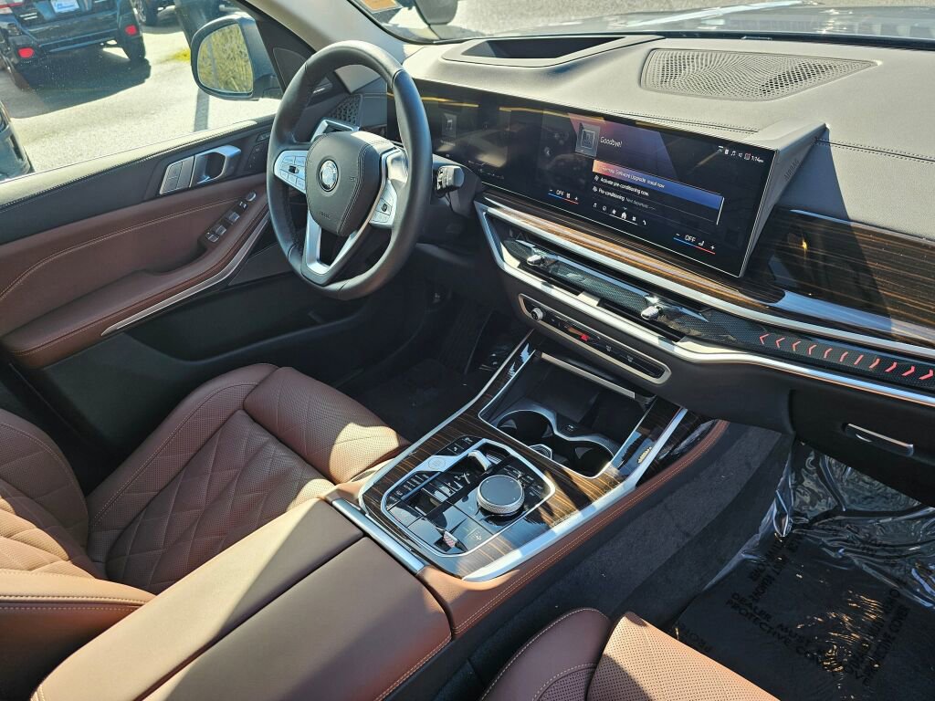 Used 2026 BMW X7 xDrive40i image 31