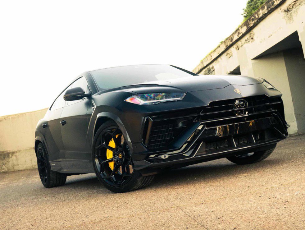 Used 2023 Lamborghini Urus Performante image 2