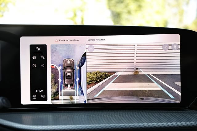 New 2026 Audi SQ5 Prestige AWD/4WD image 36