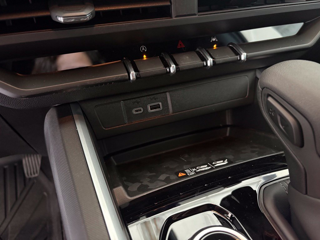 New 2026 Chevrolet Colorado Trail Boss AWD/4WD image 14