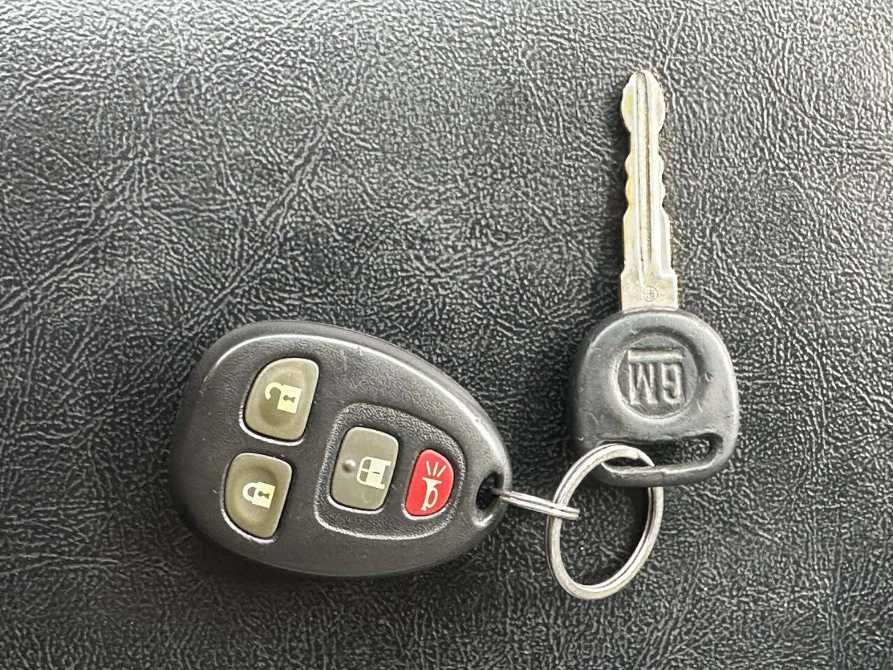 Used 2014 Chevrolet Express 2500 image 35