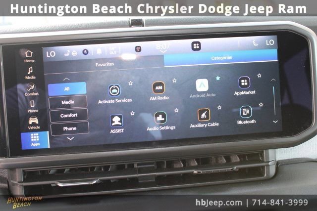 Used 2024 Jeep Wrangler Sahara image 26