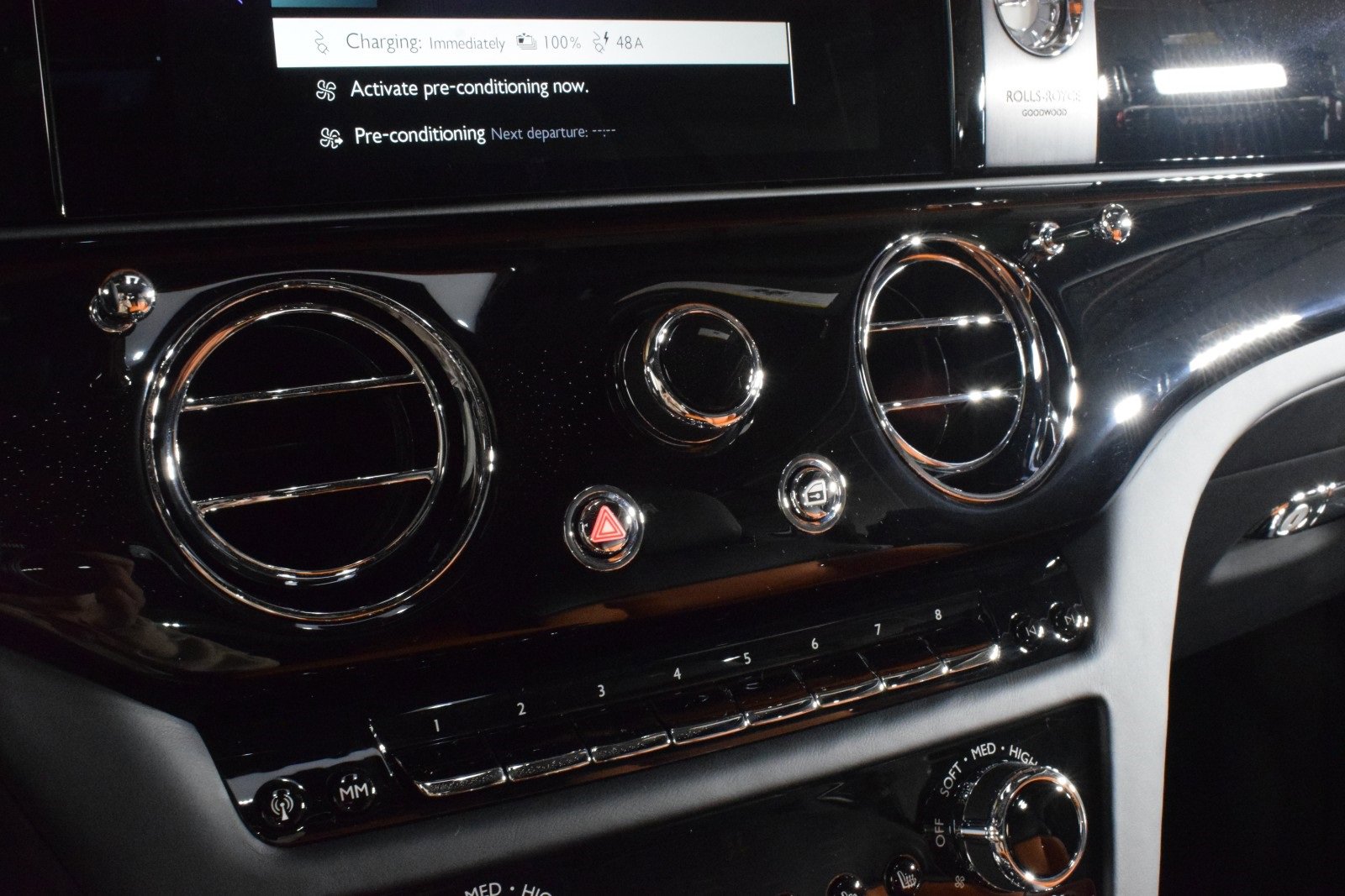 New 2024 Rolls-Royce Spectre w/ Spectre Launch Package image 29