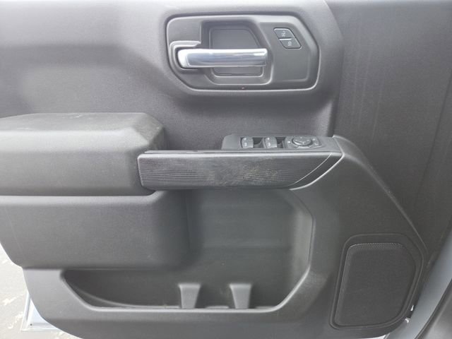 Used 2024 Chevrolet Silverado 1500 Custom w/ Dark Appearance Package image 31