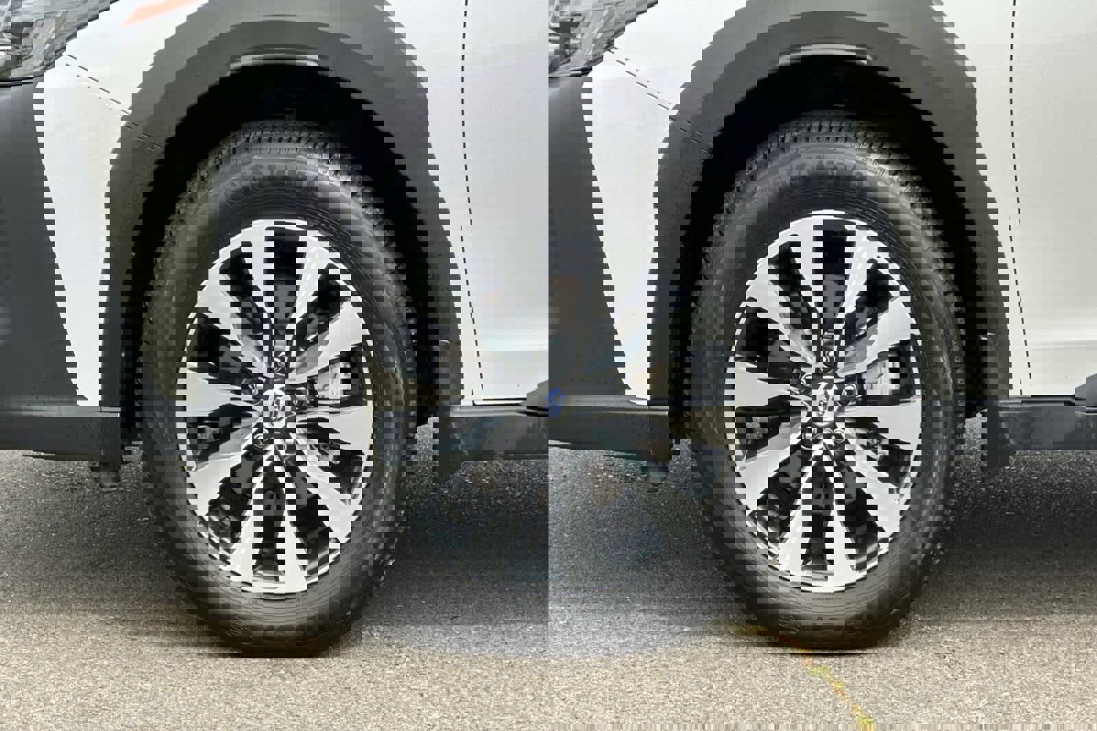 Used 2024 Subaru Outback Touring XT image 33