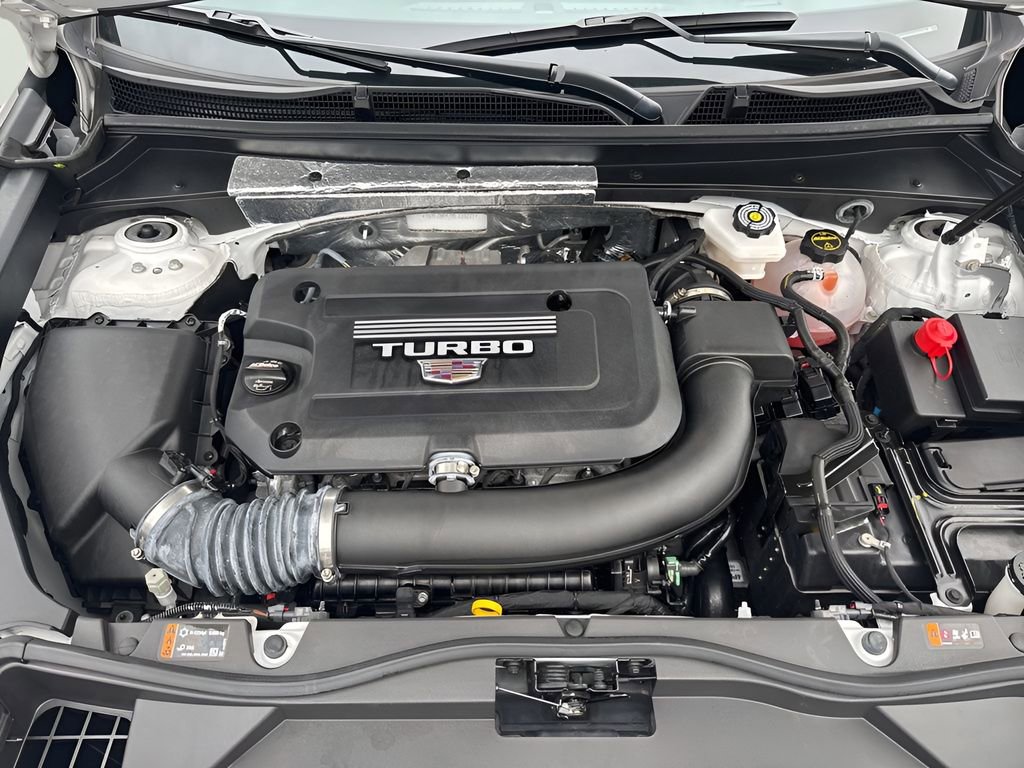 Certified 2024 Cadillac XT4 Luxury w/ Cold Weather Package image 9