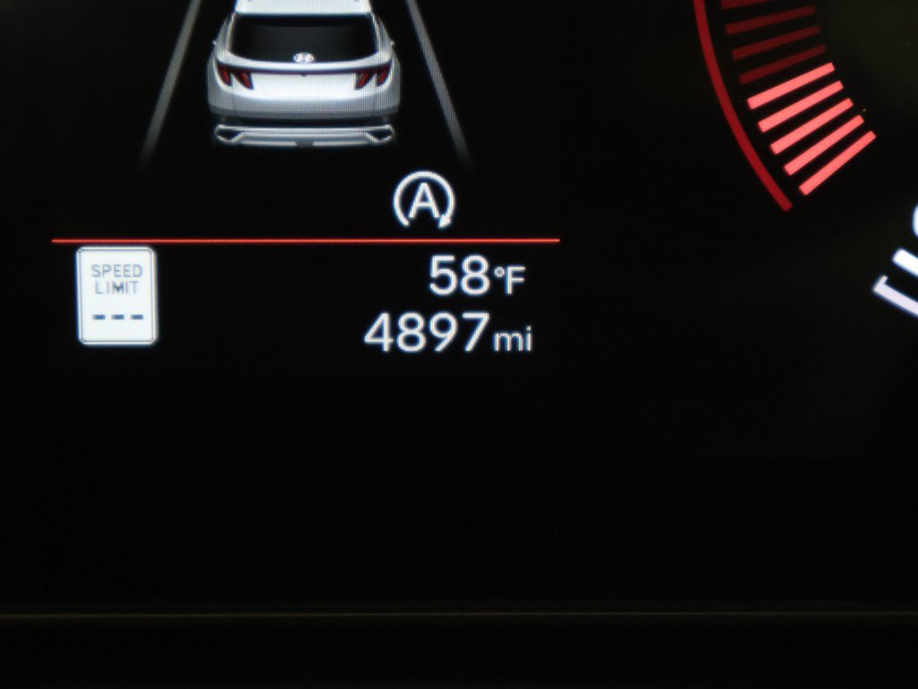 Certified 2025 Hyundai Tucson SE image 33