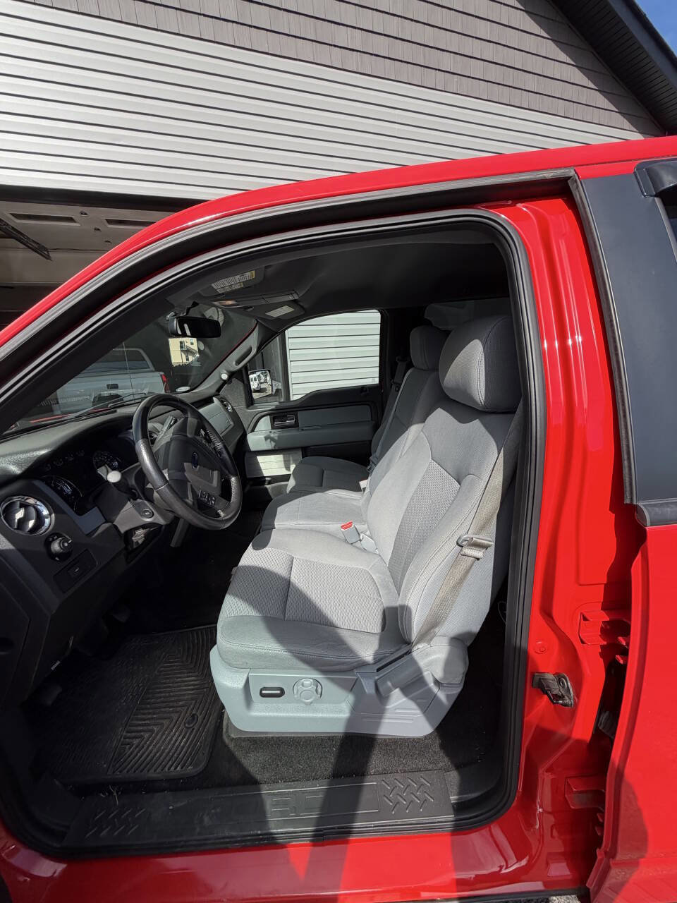 Used 2014 Ford F150 XLT w/ Equipment Group 302A Luxury image 13