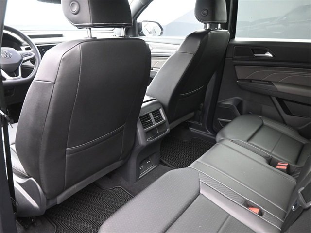 Used 2023 Volkswagen Atlas Cross Sport SE image 23