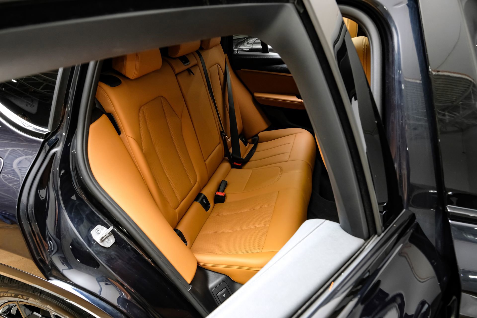 Used 2024 BMW X4 M40i image 38