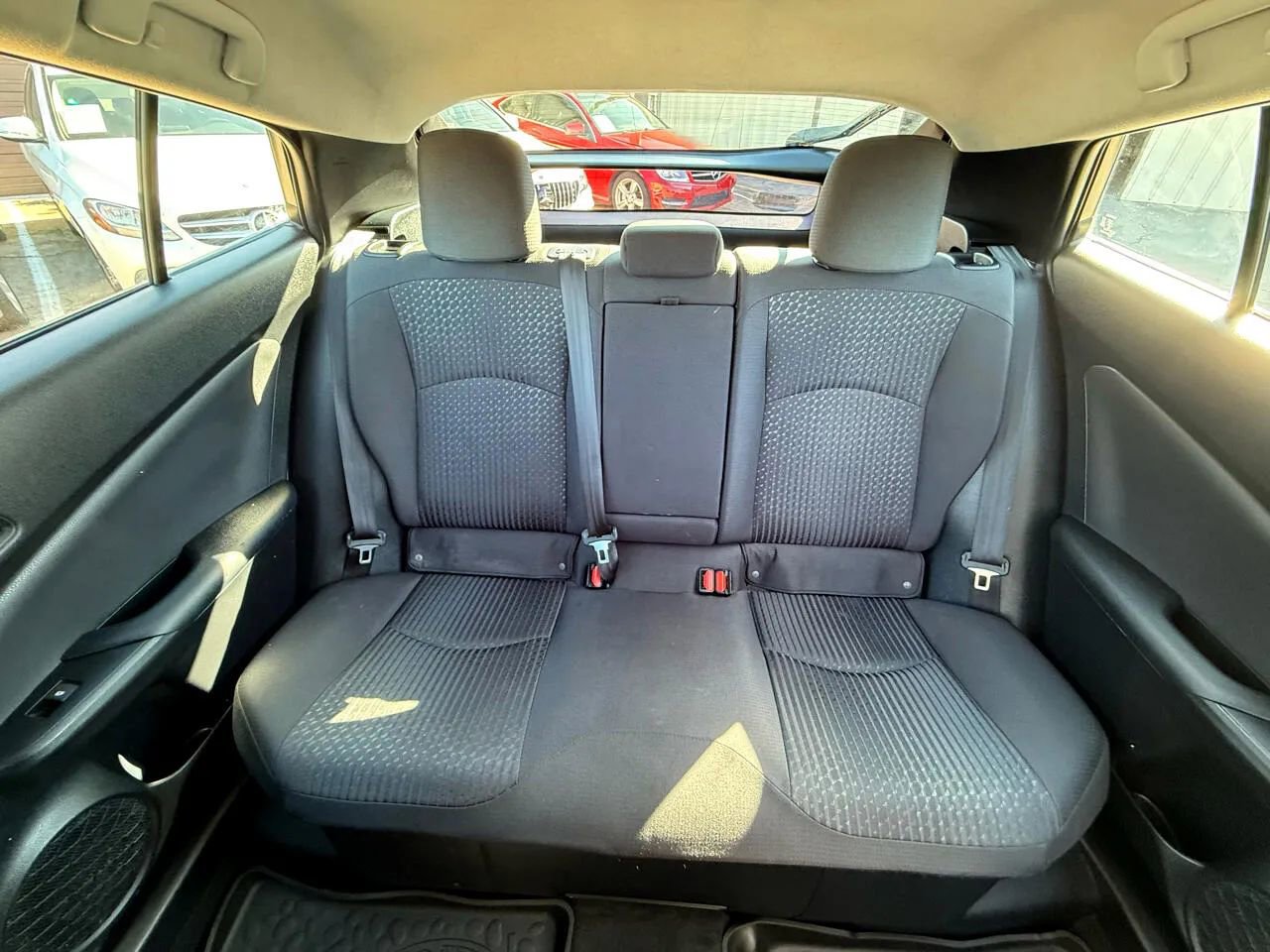 Used 2017 Toyota Prius FWD image 24