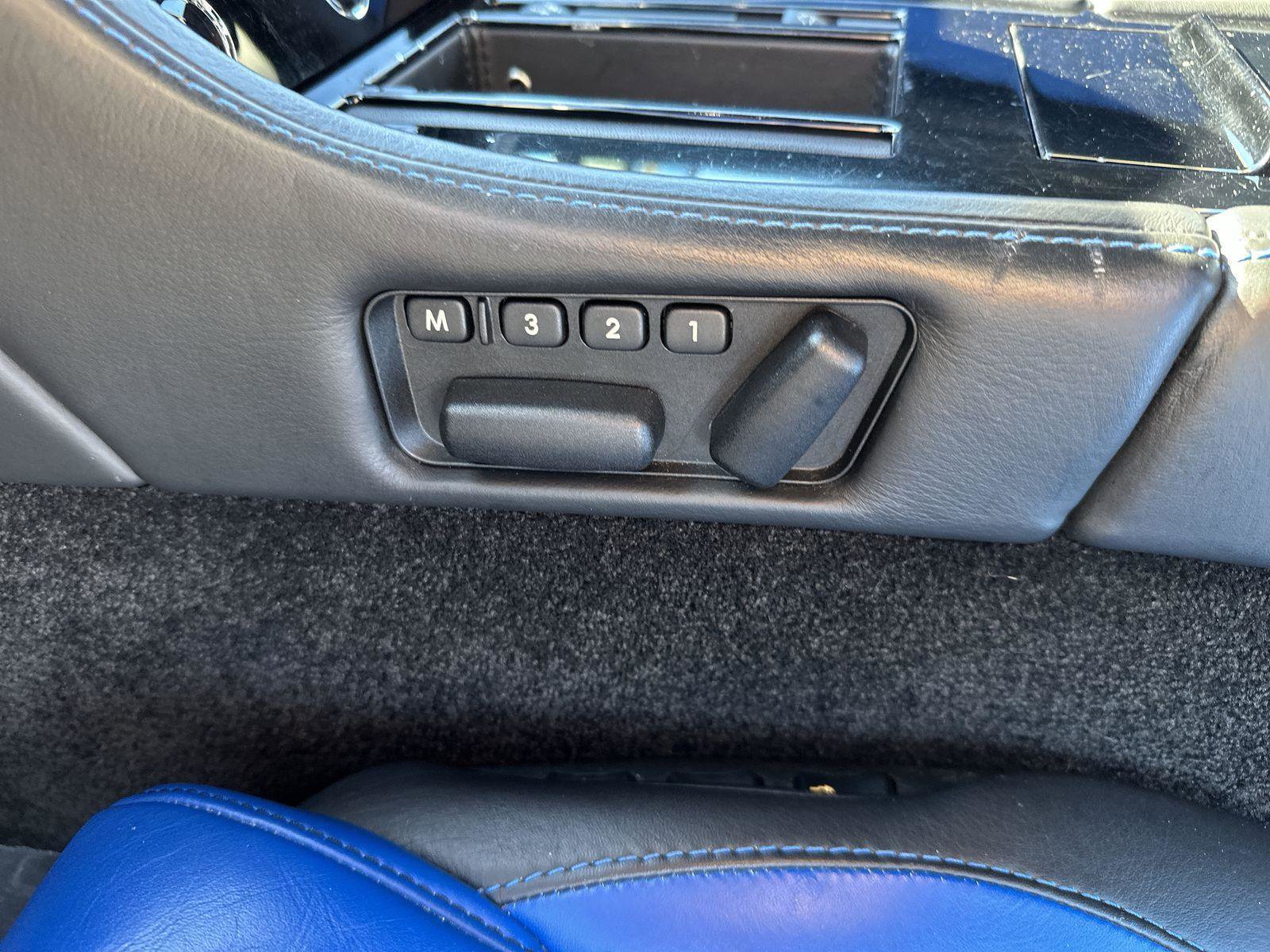 Used 2016 Aston Martin V8 Vantage S image 23