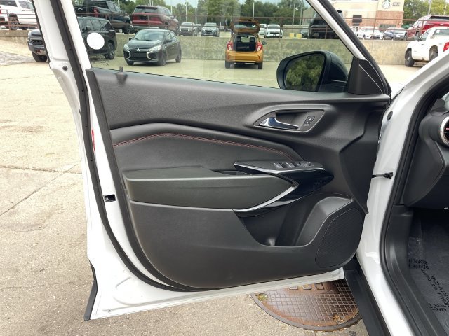 Used 2026 Chevrolet Trax RS w/ Driver Confidence Package FWD image 10