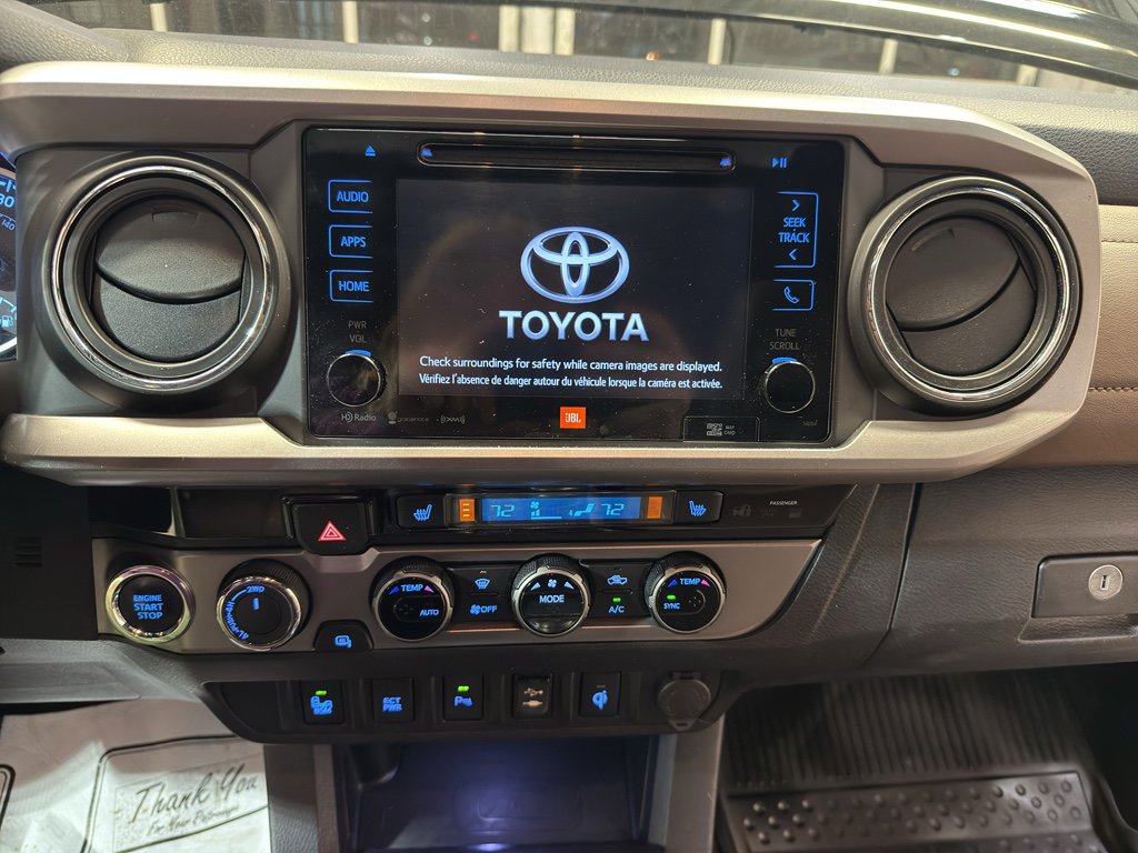 Used 2016 Toyota Tacoma Limited w/ Towing Package image 19