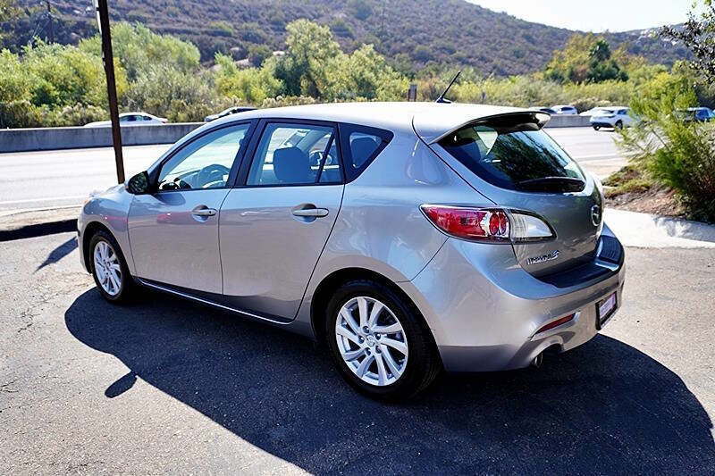 Used 2012 MAZDA MAZDA3 i Touring image 8