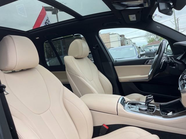 Used 2022 BMW X5 xDrive45e image 30