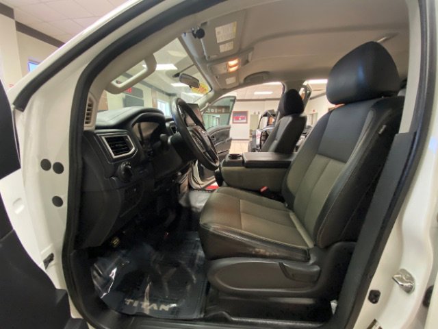 Used 2018 Nissan Titan S w/ S Utility Package RWD image 17