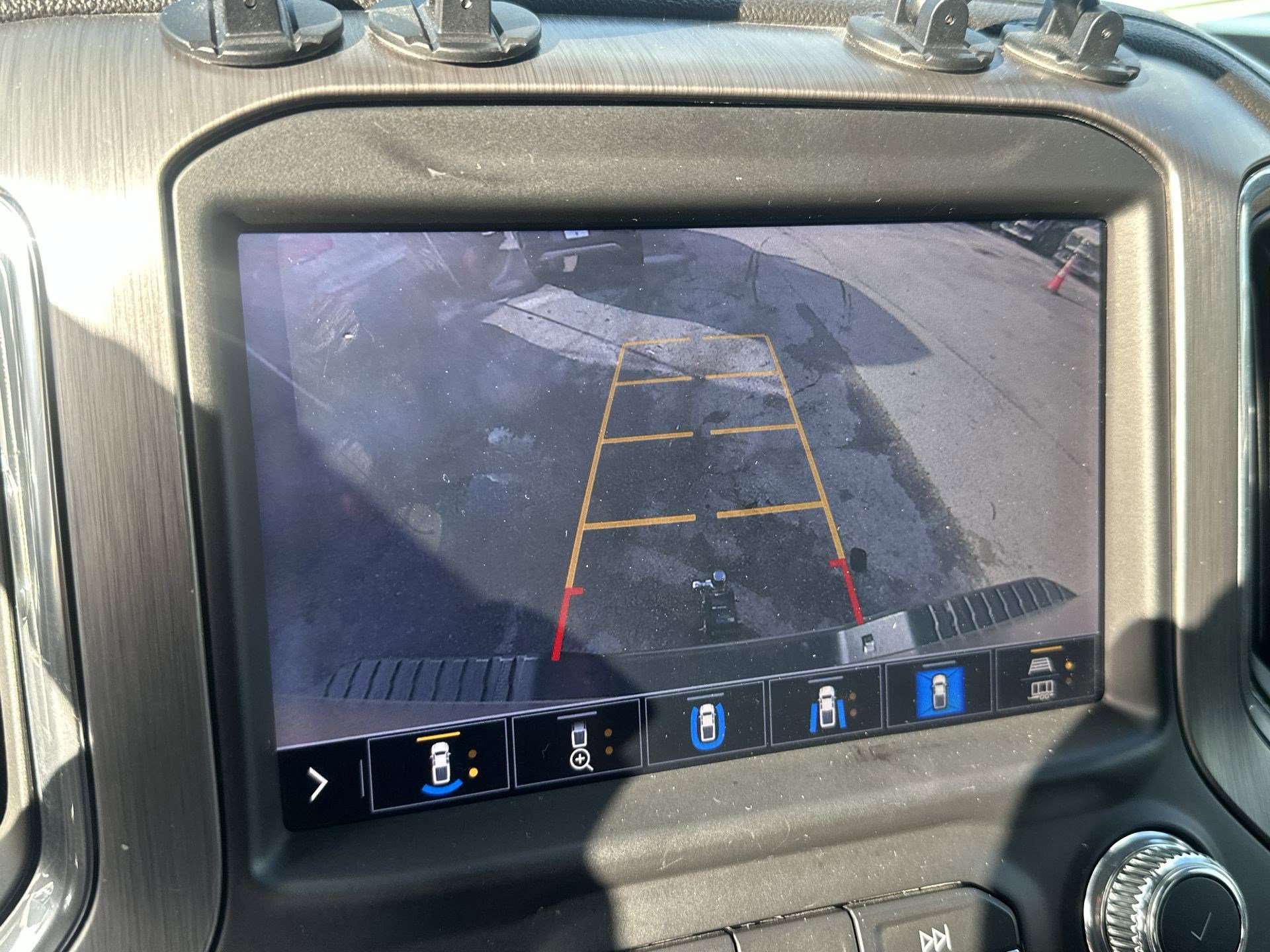 Used 2020 GMC Sierra 2500 Denali w/ Denali Ultimate Package image 25