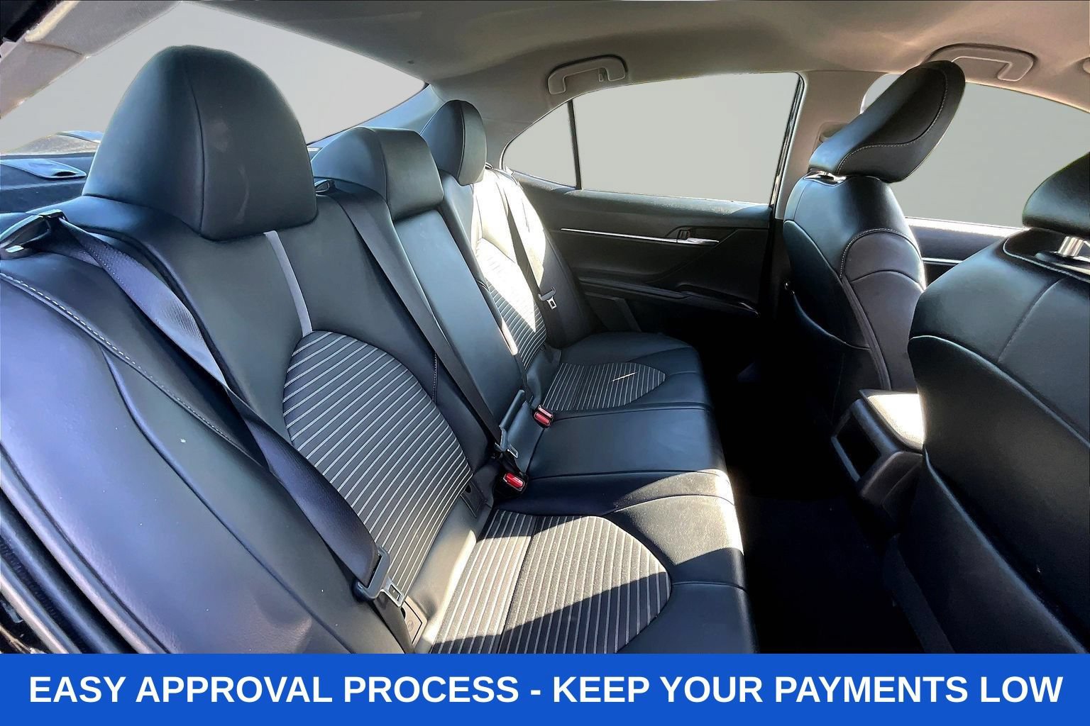 Used 2022 Toyota Camry SE FWD image 30