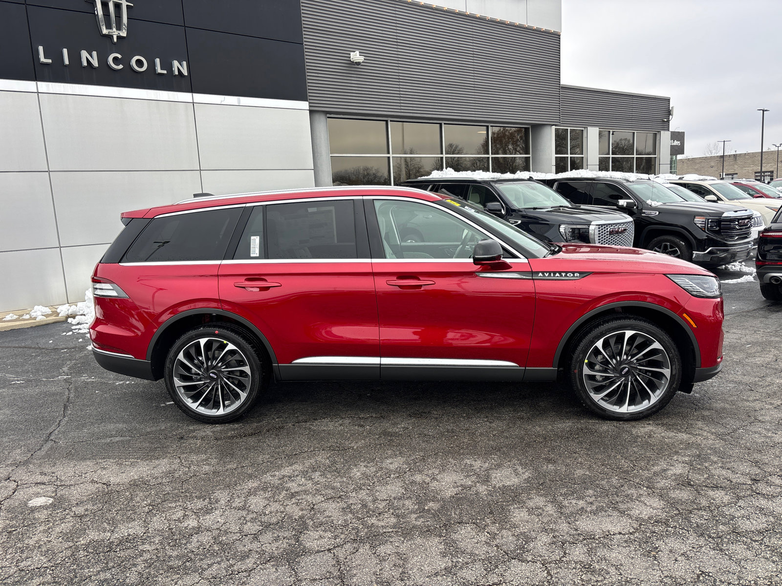 New 2026 Lincoln Aviator Reserve image 8