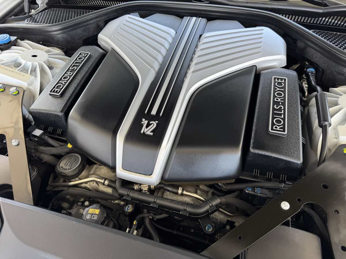 Used 2022 Rolls-Royce Ghost w/ Ghost Package AWD/4WD image 40