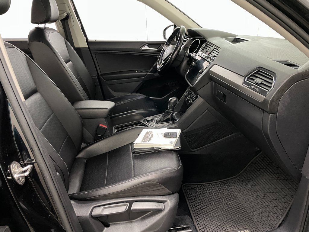 Used 2018 Volkswagen Tiguan SEL image 34