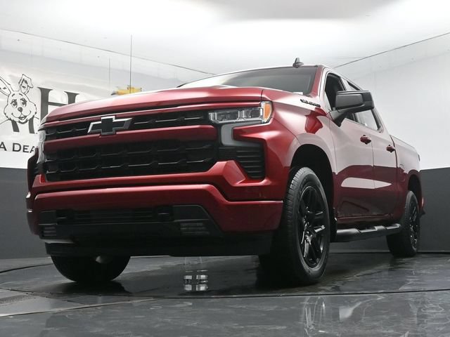 Used 2023 Chevrolet Silverado 1500 RST w/ Protection Package AWD/4WD image 4