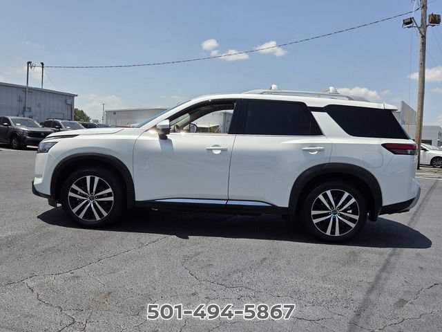 Used 2025 Nissan Pathfinder Platinum w/ Cargo Package FWD video 2