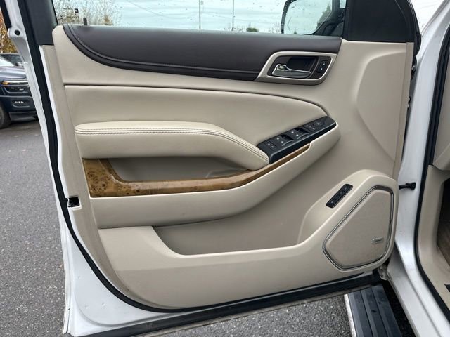 Used 2017 GMC Yukon Denali w/ Open Road Package image 22