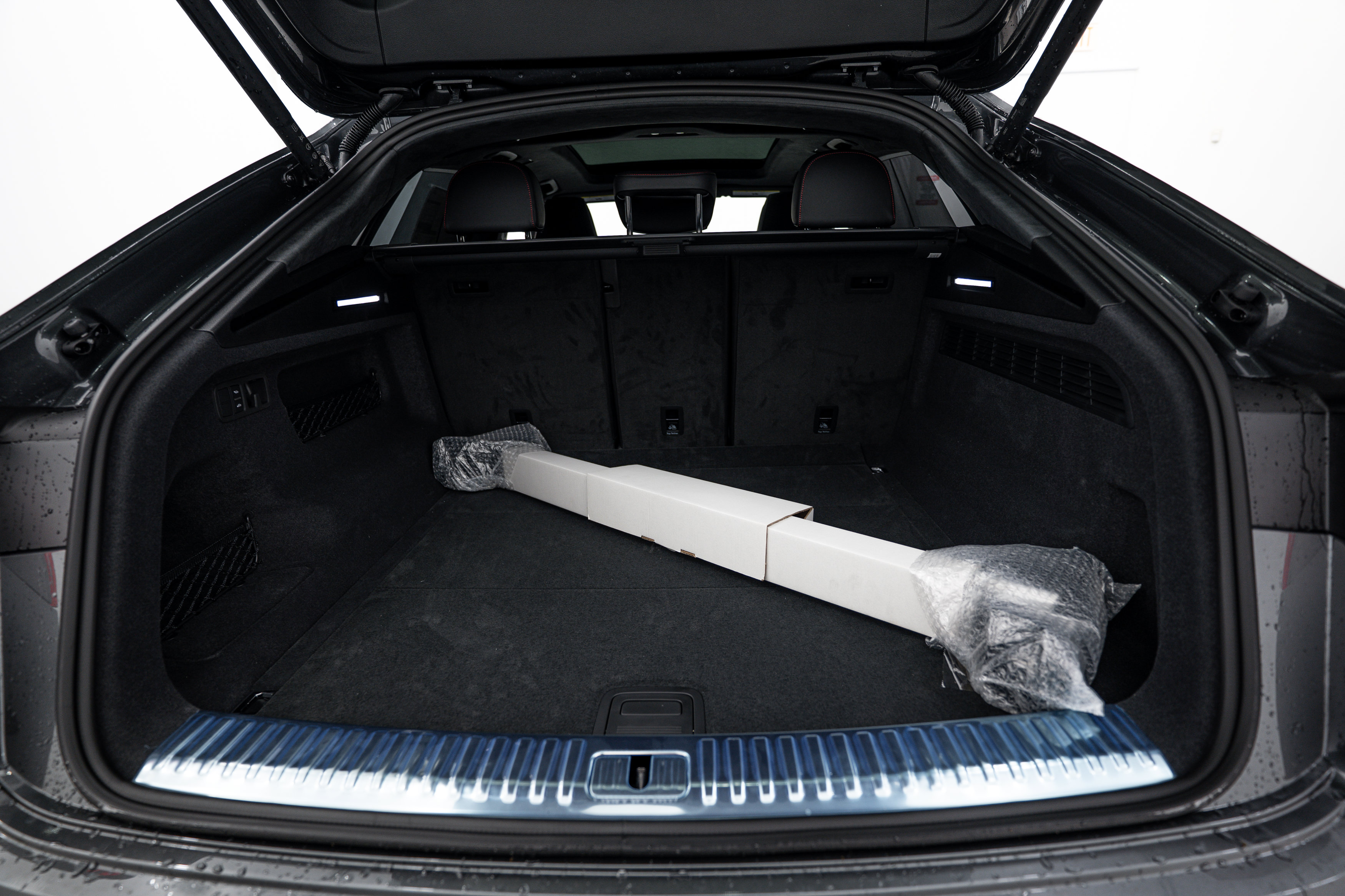 New 2026 Audi RS Q8 performance AWD/4WD image 23
