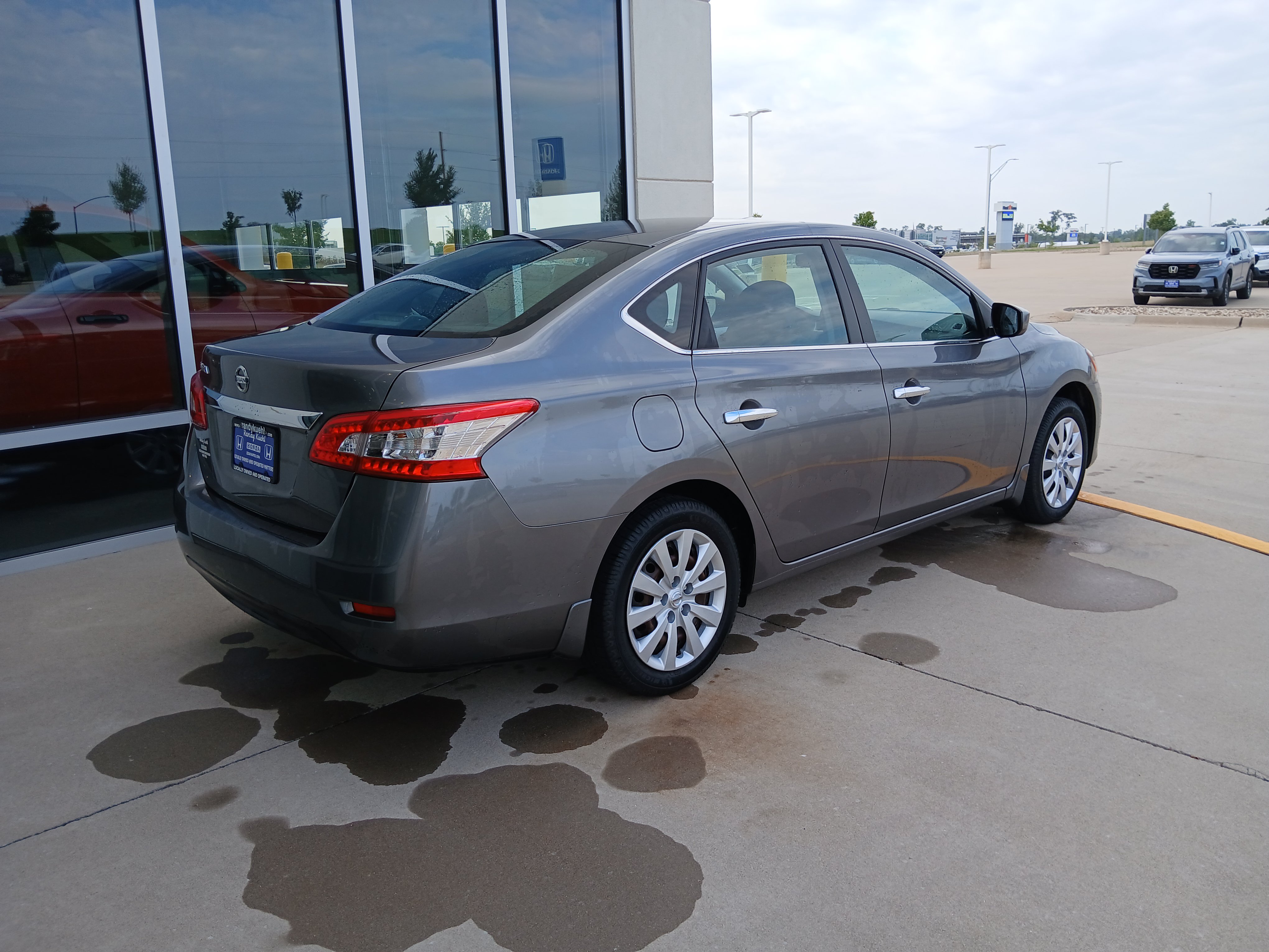 Used 2015 Nissan Sentra S FWD image 7