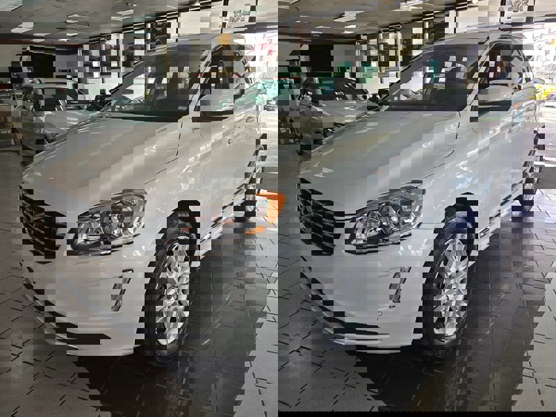 Used 2015 Volvo XC60 T5 Premier w/ Proximity Package image 1