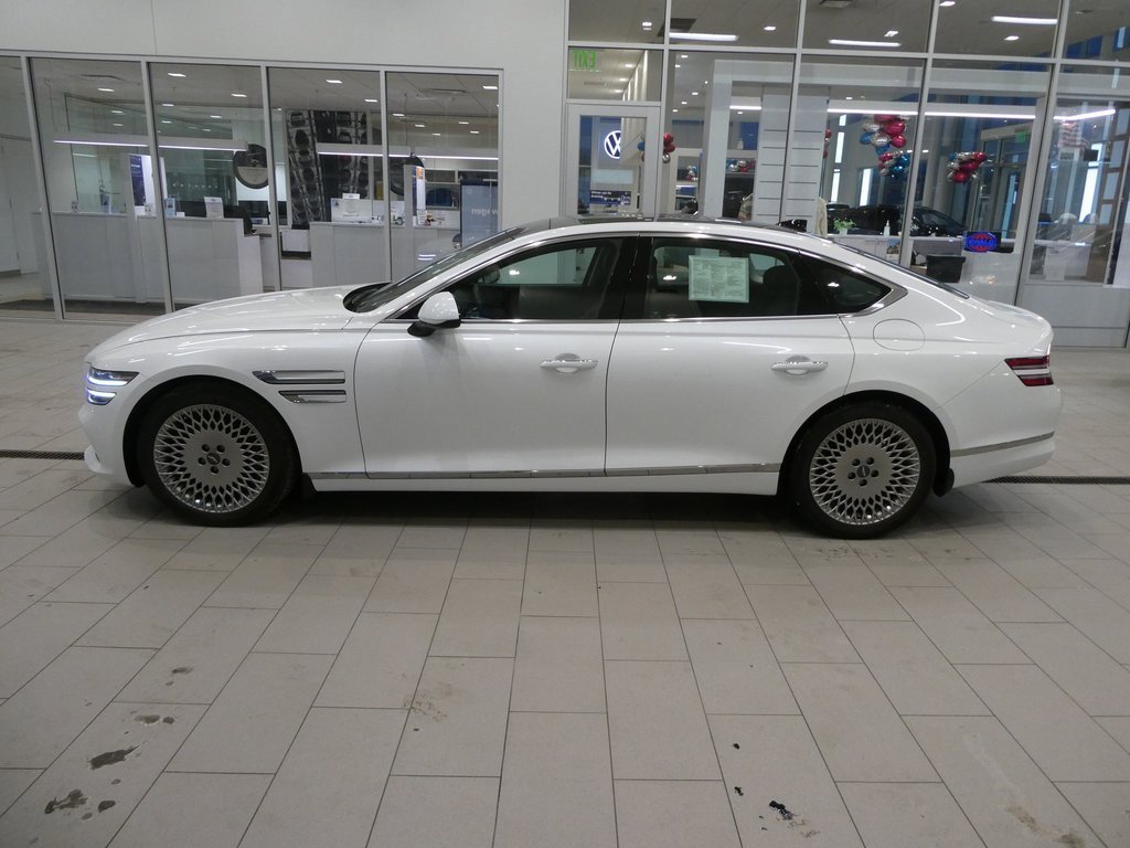 Used 2022 Genesis G80 2.5T w/ Advanced Package image 32